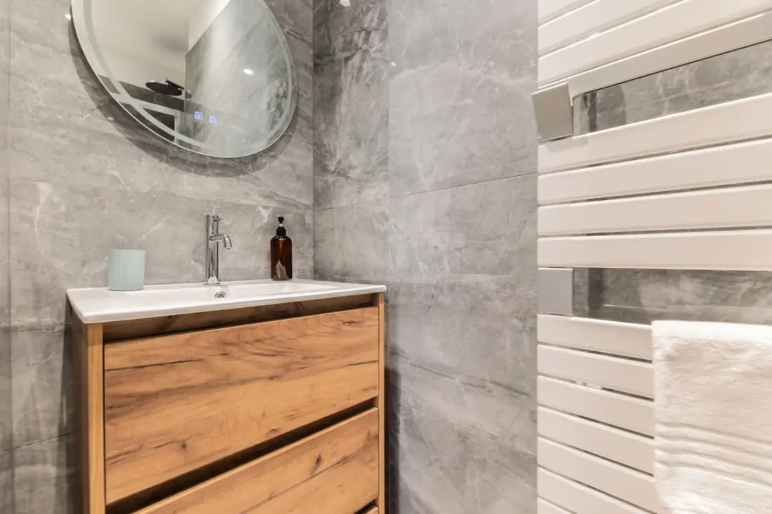 Appartement De Luxe 3 Chambres En Hyper Centre, Climatisation, Ascenseur