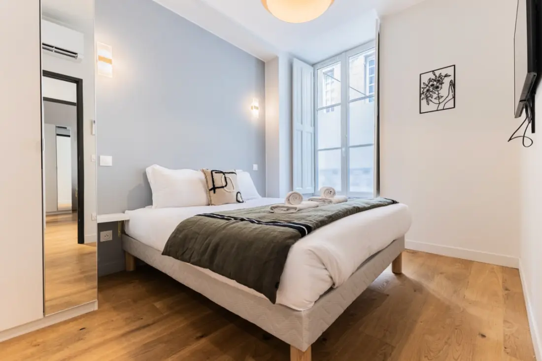 Appartement De Luxe 3 Chambres En Hyper Centre, Climatisation, Ascenseur