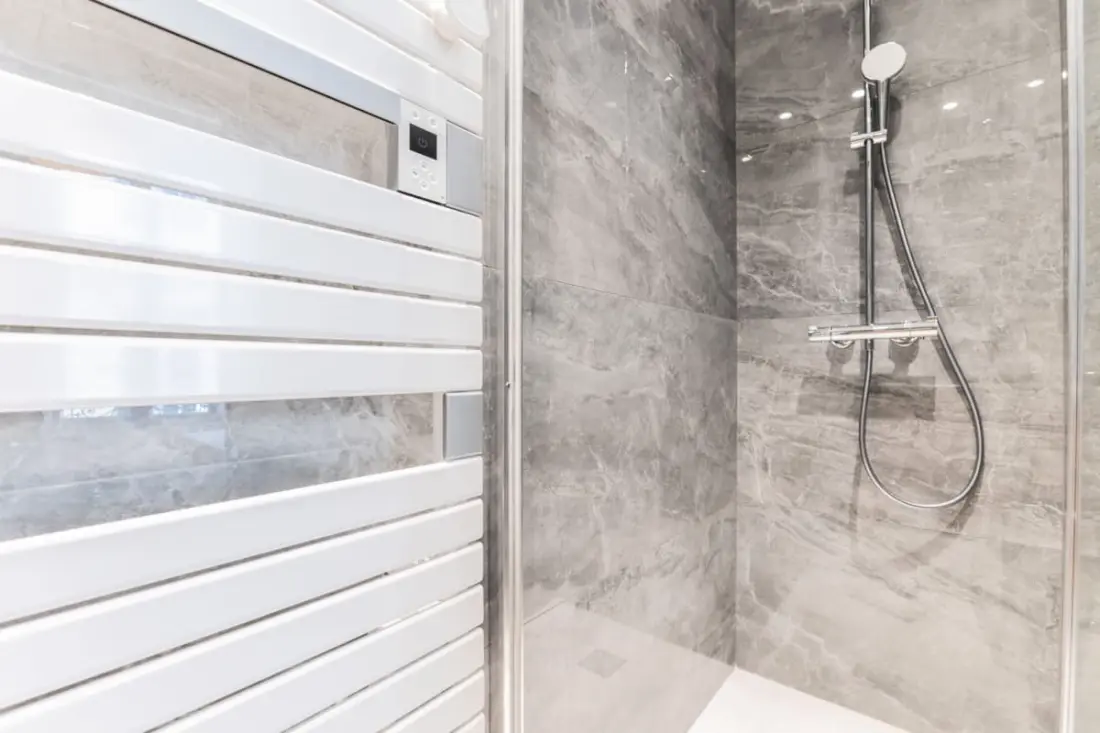 Appartement De Luxe 3 Chambres En Hyper Centre, Climatisation, Ascenseur