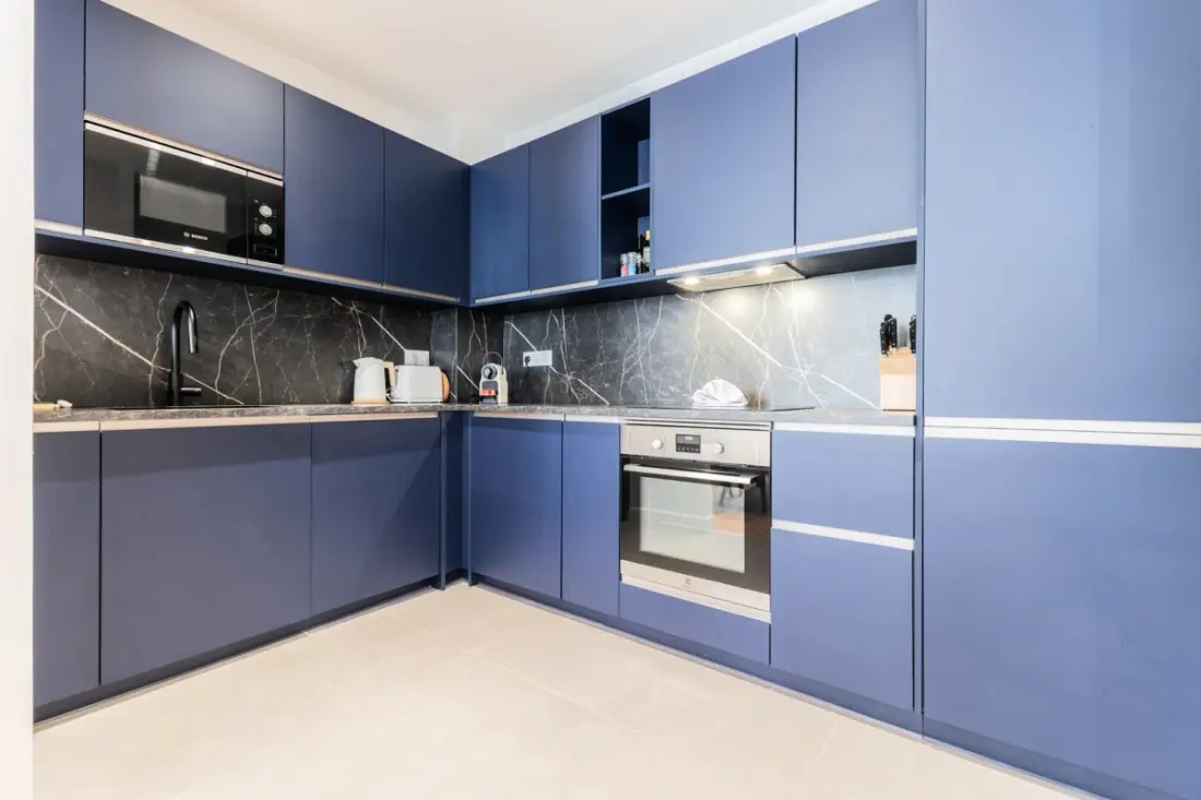 Appartement De Luxe 3 Chambres En Hyper Centre, Climatisation, Ascenseur