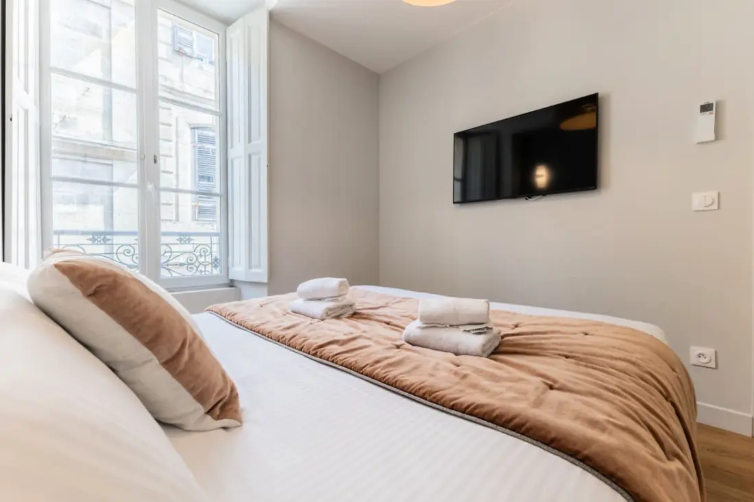 Appartement De Luxe 3 Chambres En Hyper Centre, Climatisation, Ascenseur