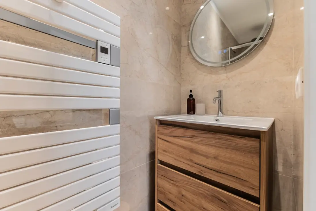 Appartement De Luxe 3 Chambres En Hyper Centre, Climatisation, Ascenseur