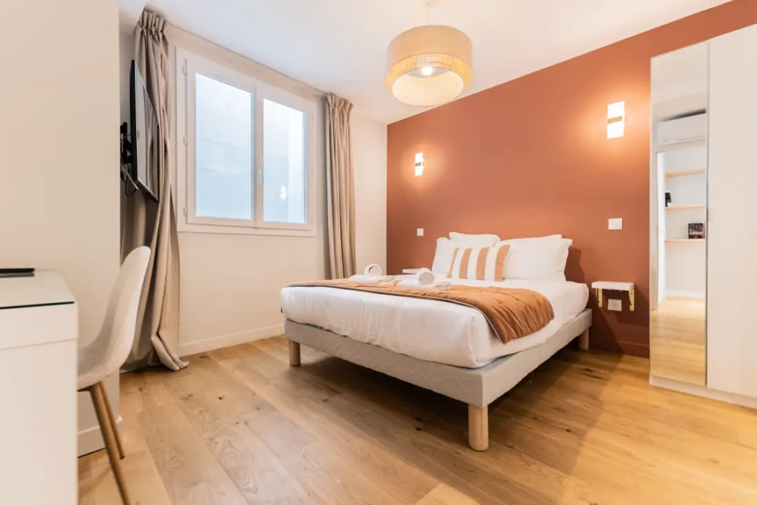 Appartement De Luxe 3 Chambres En Hyper Centre, Climatisation, Ascenseur