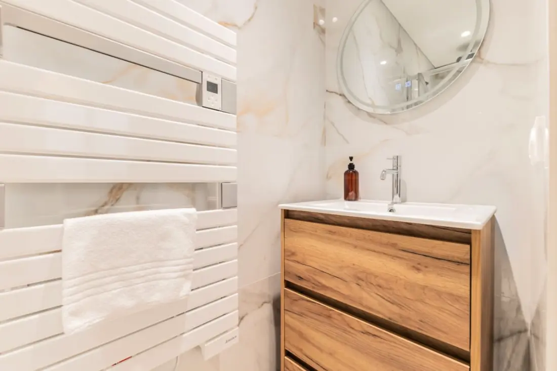 Appartement De Luxe 3 Chambres En Hyper Centre, Climatisation, Ascenseur