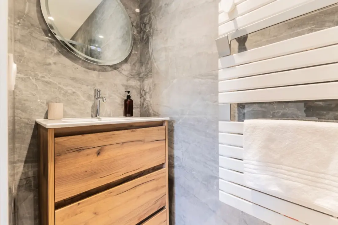 Appartement De Luxe 3 Chambres En Hyper Centre, Climatisation, Ascenseur