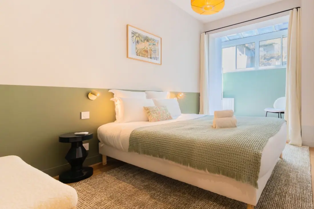 Appartement De Luxe 3 Chambres Hyper Centre, Climatisation, Balcon