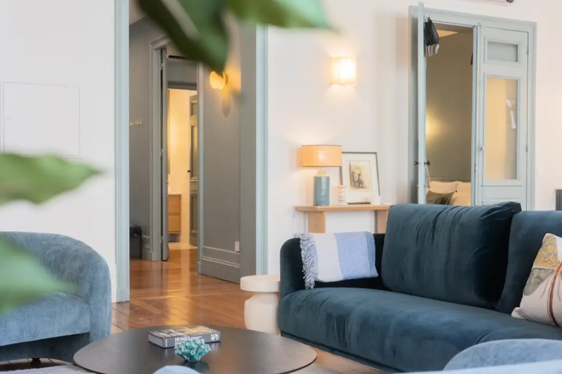 Appartement De Luxe 3 Chambres Hyper Centre, Climatisation, Balcon
