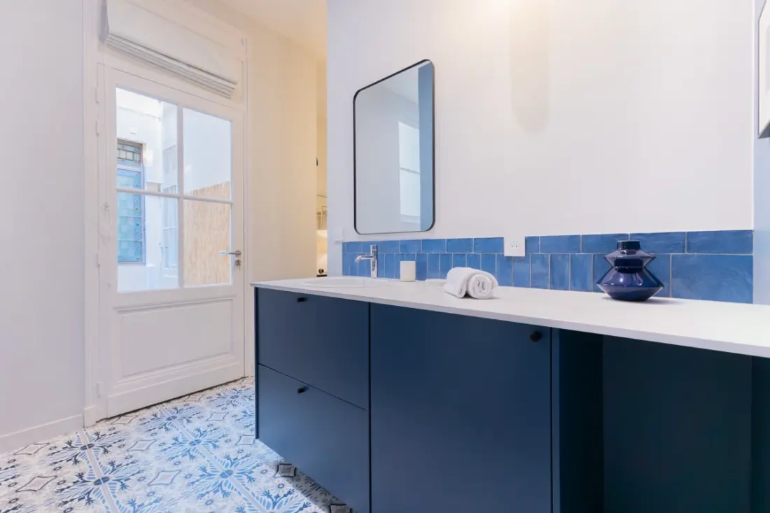Appartement De Luxe 3 Chambres Hyper Centre, Climatisation, Balcon