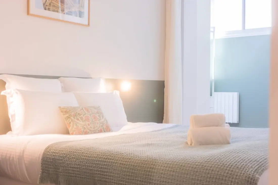 Appartement De Luxe 3 Chambres Hyper Centre, Climatisation, Balcon