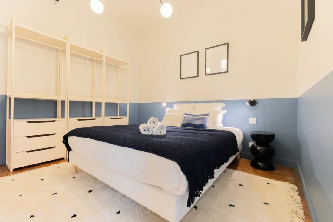 Appartement De Luxe 3 Chambres Hyper Centre, Climatisation, Balcon