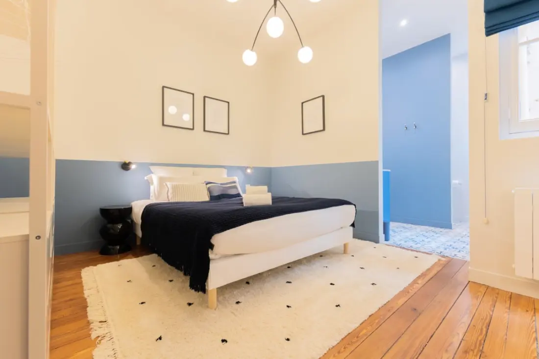 Appartement De Luxe 3 Chambres Hyper Centre, Climatisation, Balcon