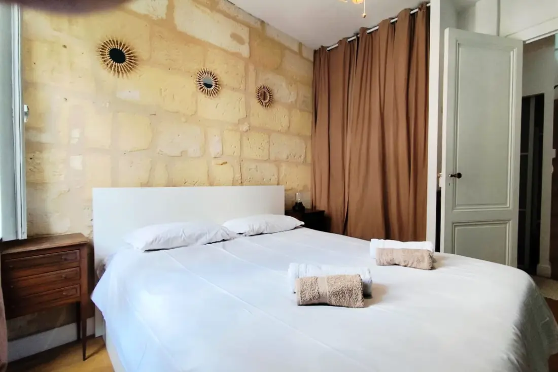 Appartement Lumineux Et Chaleureux à Bordeaux