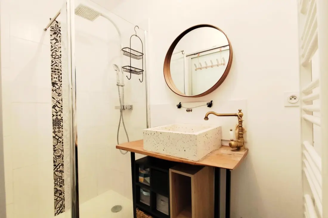 Appartement Lumineux Et Chaleureux à Bordeaux