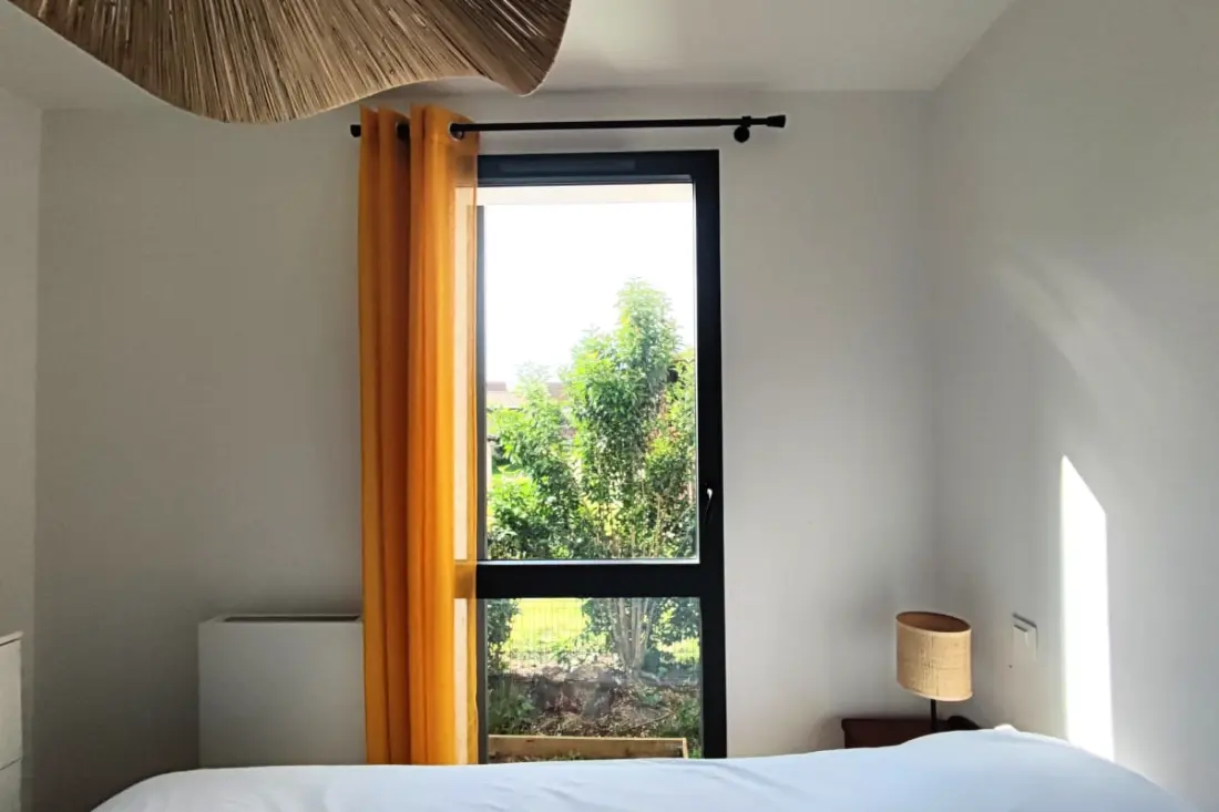 Appartement Spacieux Avec Jardin Et Parking