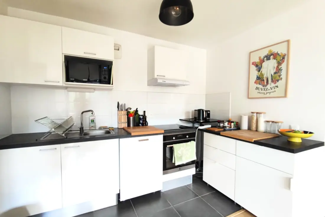 Appartement Spacieux Avec Jardin Et Parking