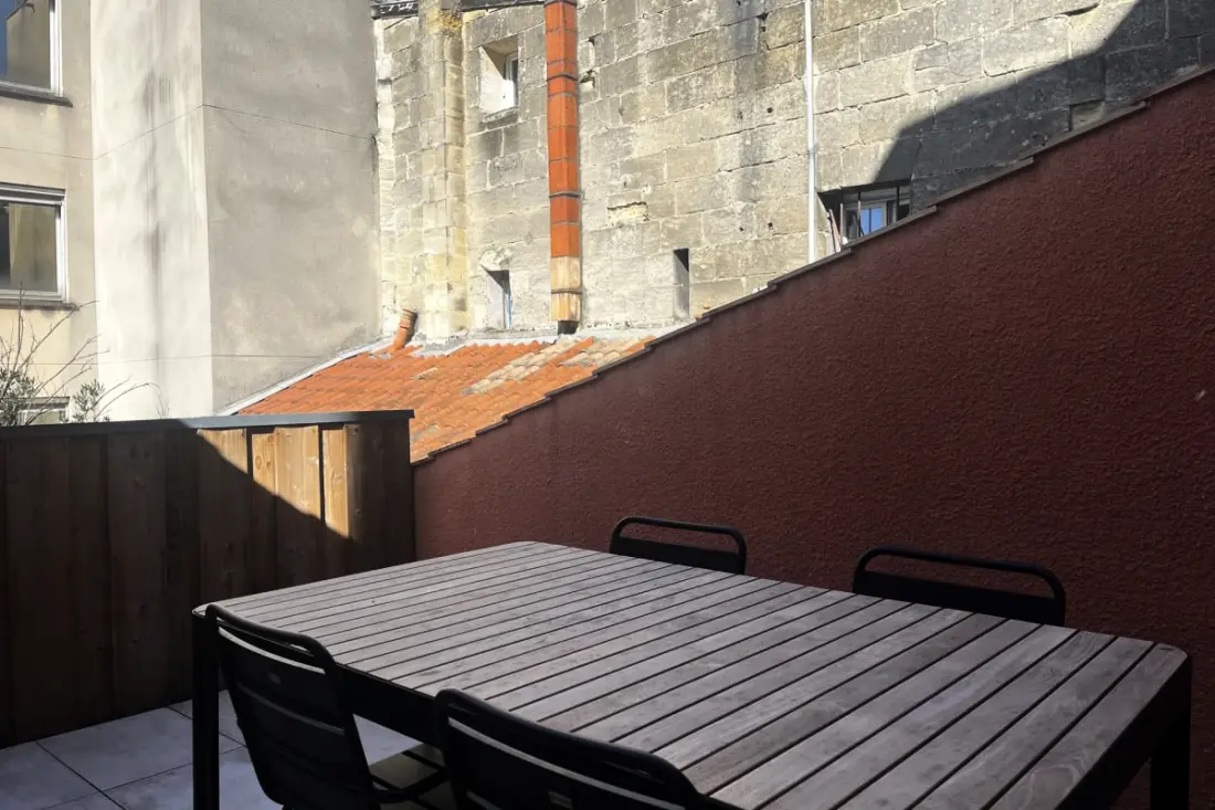 Appartement T3 Pour 4 Personnes, Climatisation, Terrasse - Gare Saint-jean