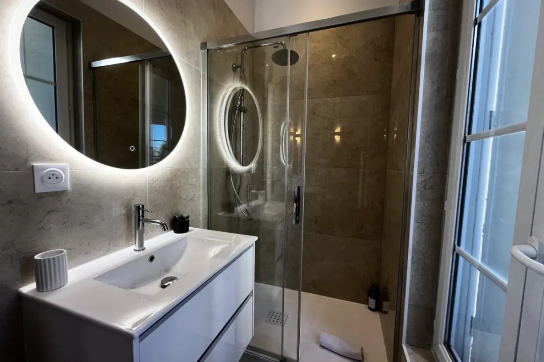 Appartement T4 Pour 6 Personnes Avec Climatisation - Gare Saint-jean