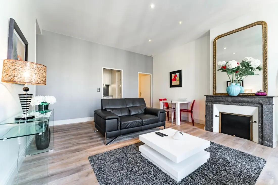 Chaleureux Appartement Au Cœur Du Quartier Historique Saint-michel