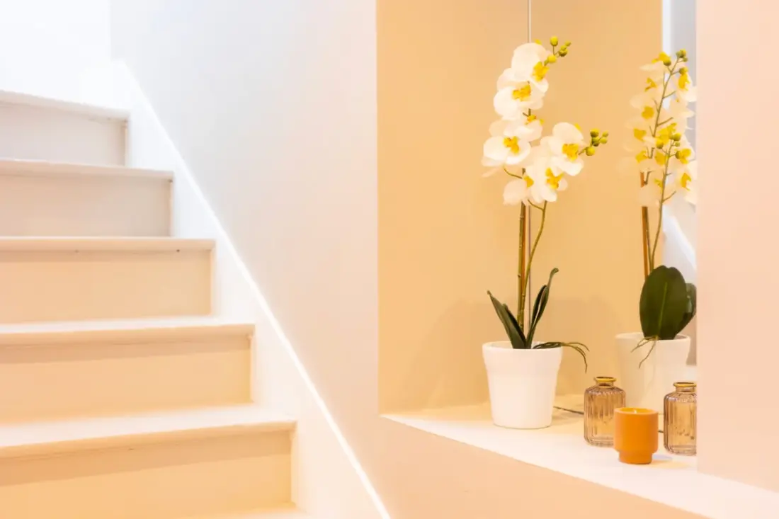 Duplex De Charme Avec 2 Chambres, Climatisation Et Parking En Centre-ville