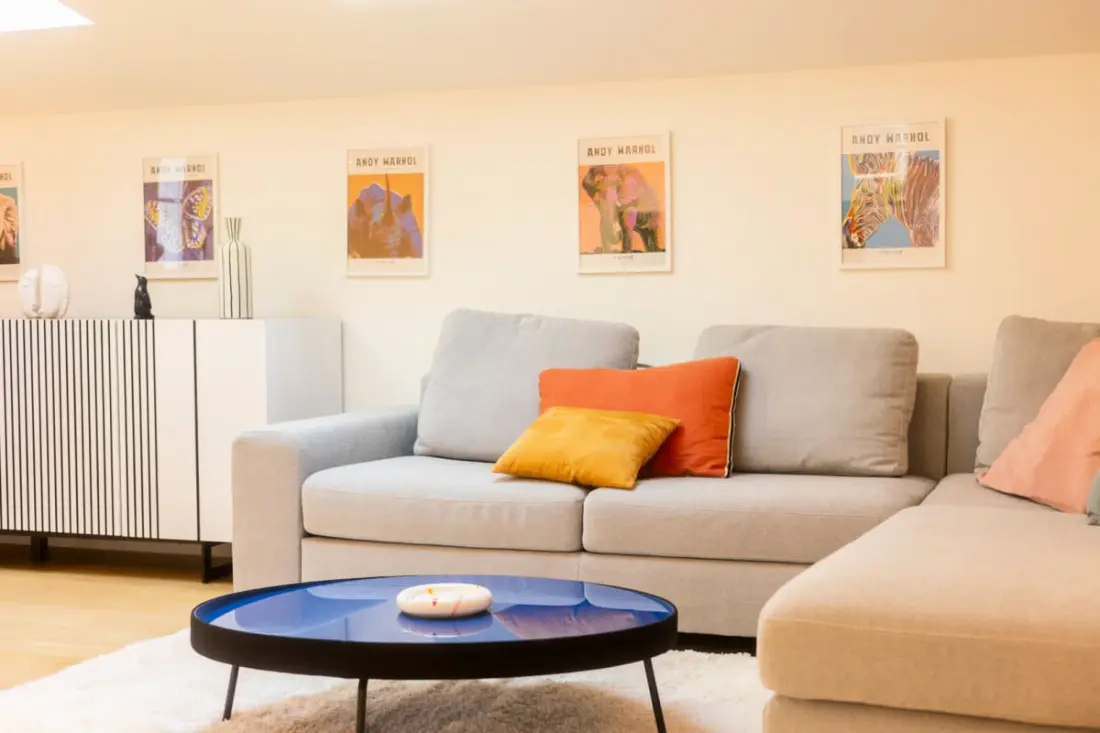 Duplex De Charme Avec 2 Chambres, Climatisation Et Parking En Centre-ville