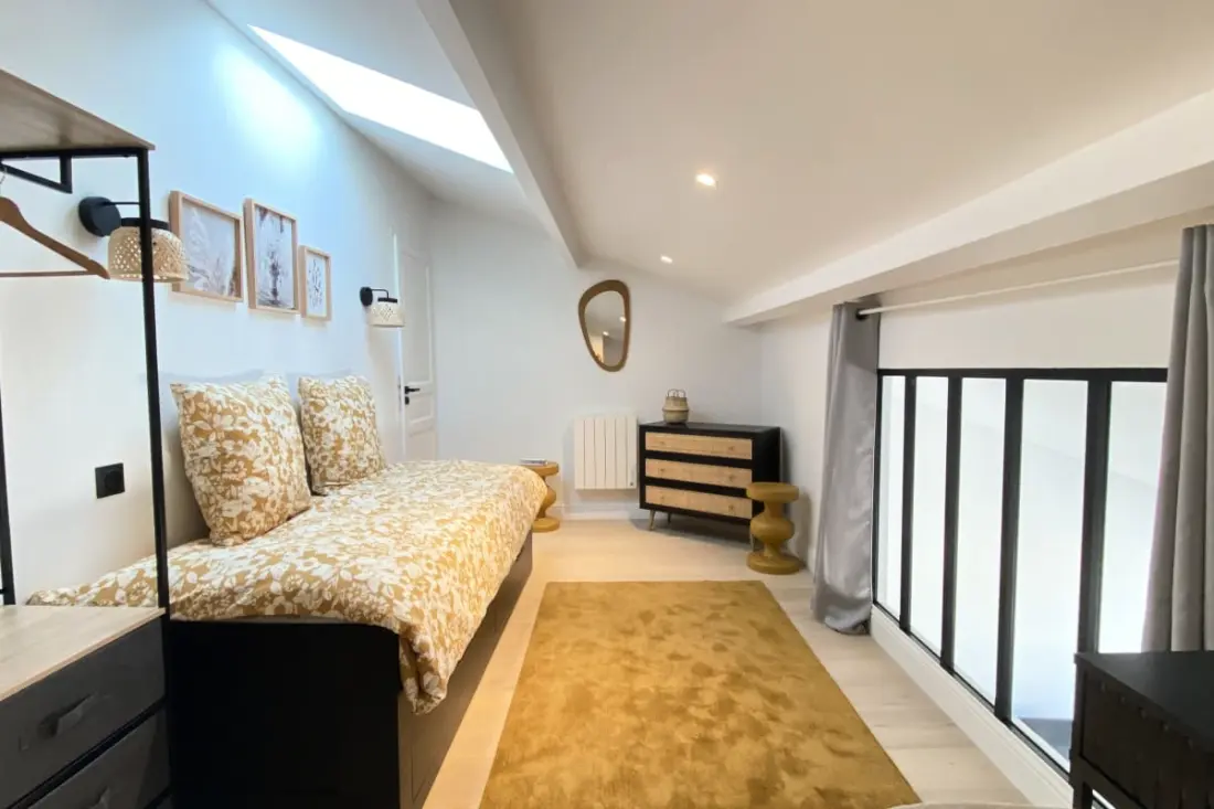 Duplex Prestigieux Au Cœur Du Triangle D’or