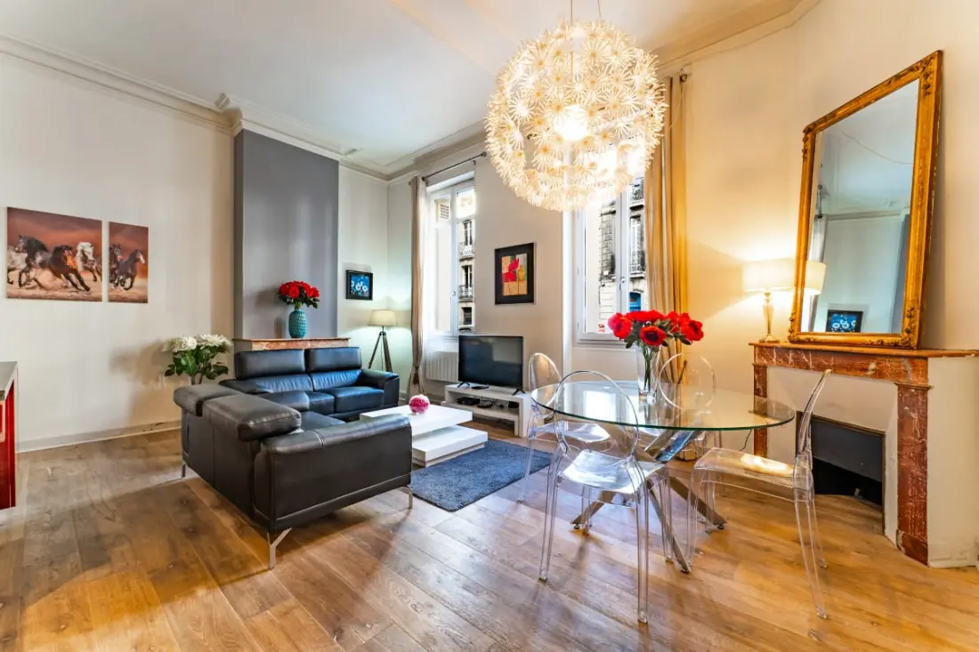 Magnifique  Appartement Au Cœur Du Quartier Historique Saint-michel