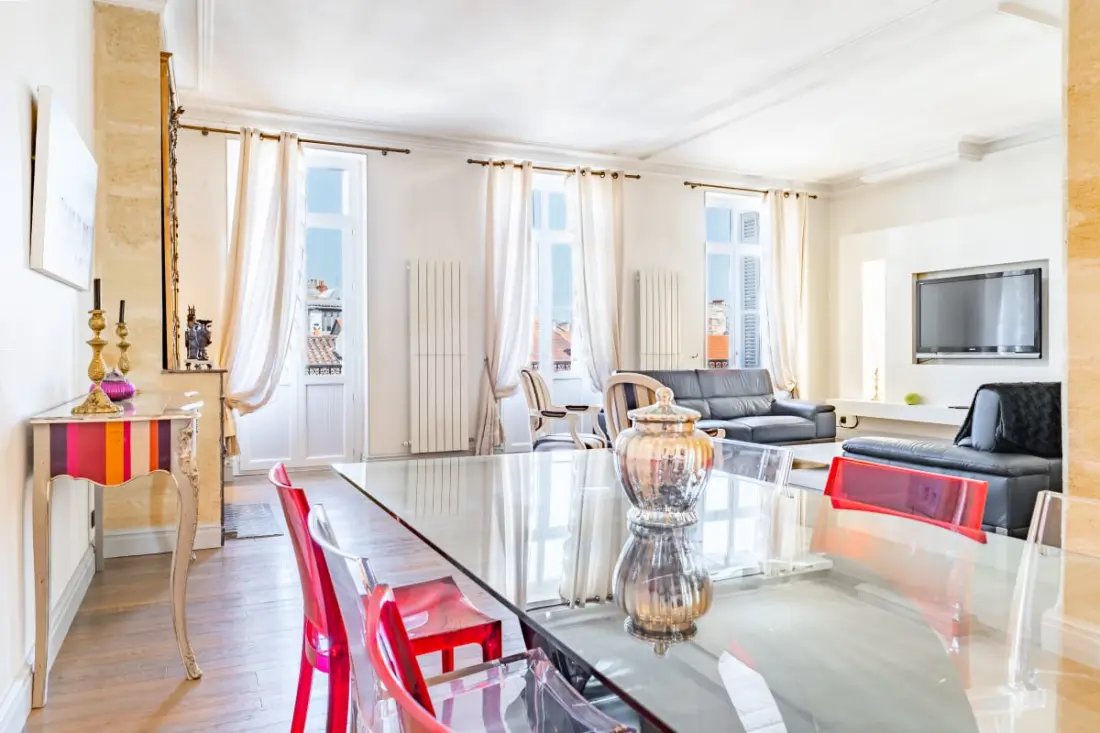 Magnifique Appartement De 160m² De 3 Chambres Quartier Saint-michel