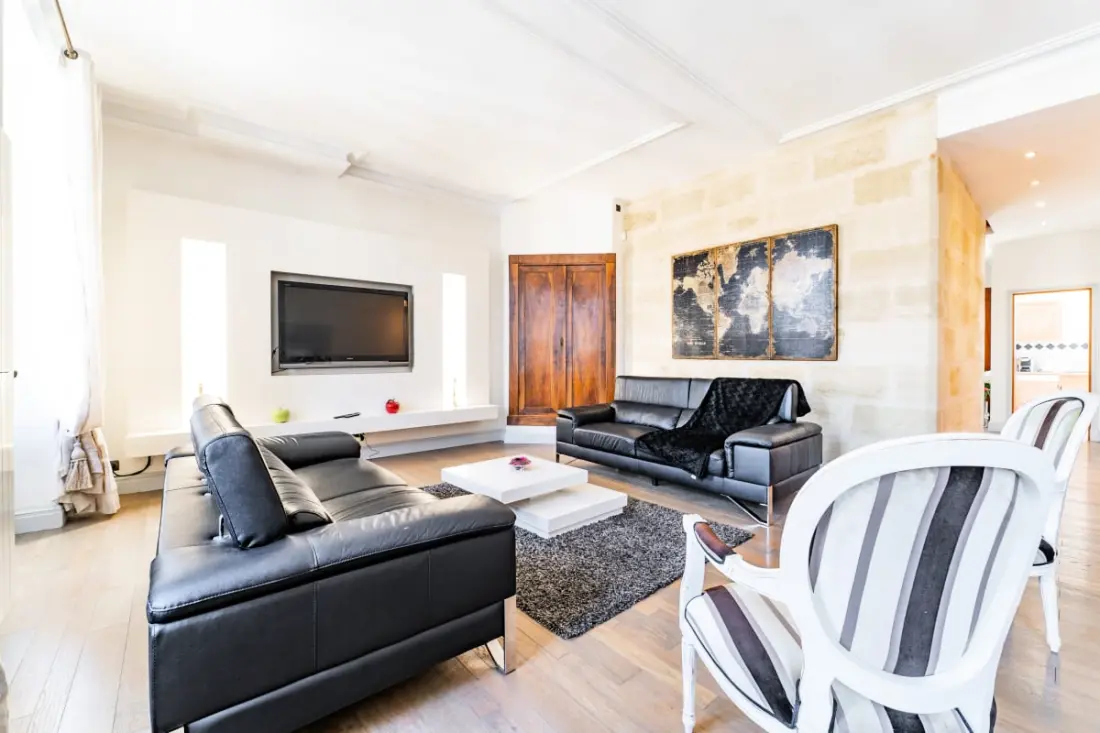 Magnifique Appartement De 160m² De 3 Chambres Quartier Saint-michel