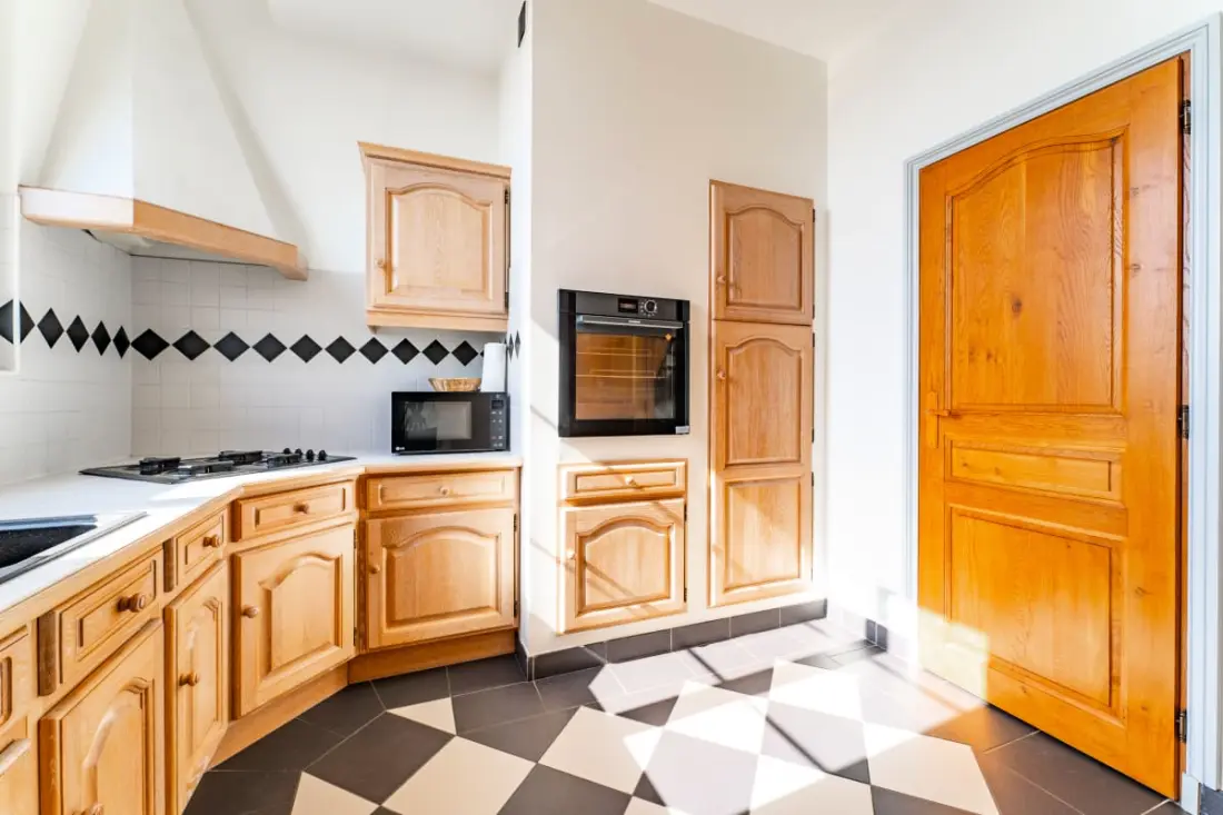Magnifique Appartement De 160m² De 3 Chambres Quartier Saint-michel