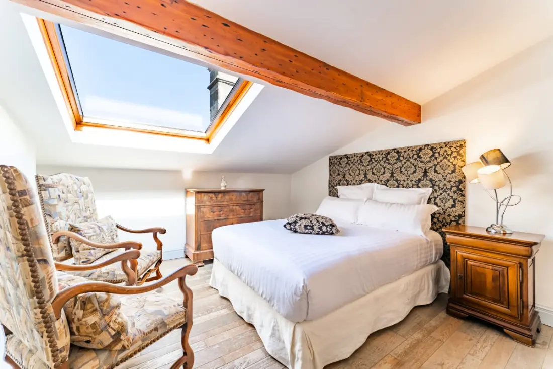 Magnifique Appartement De 160m² De 3 Chambres Quartier Saint-michel