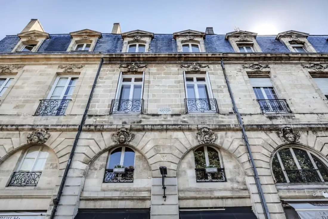 Maison Ingwë - Appartement Avec Terrasse Place Gambetta