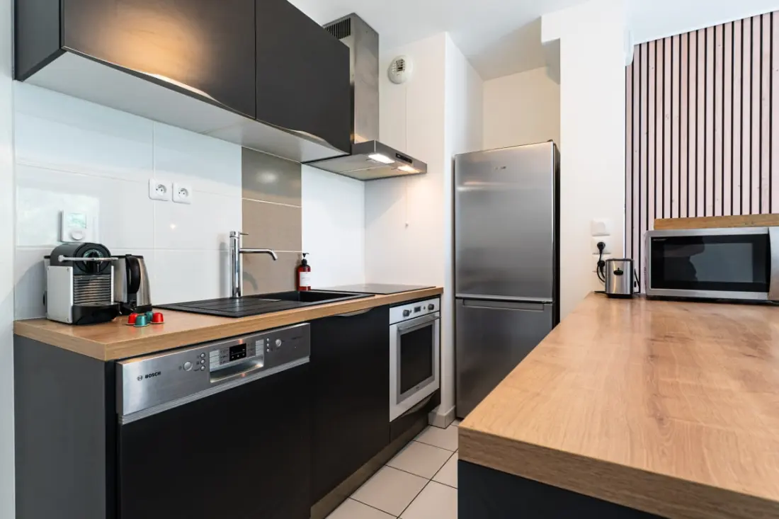 Appartement Moderne Pour 4 Avec Parking Et Clim, Proche Cité Du Vin