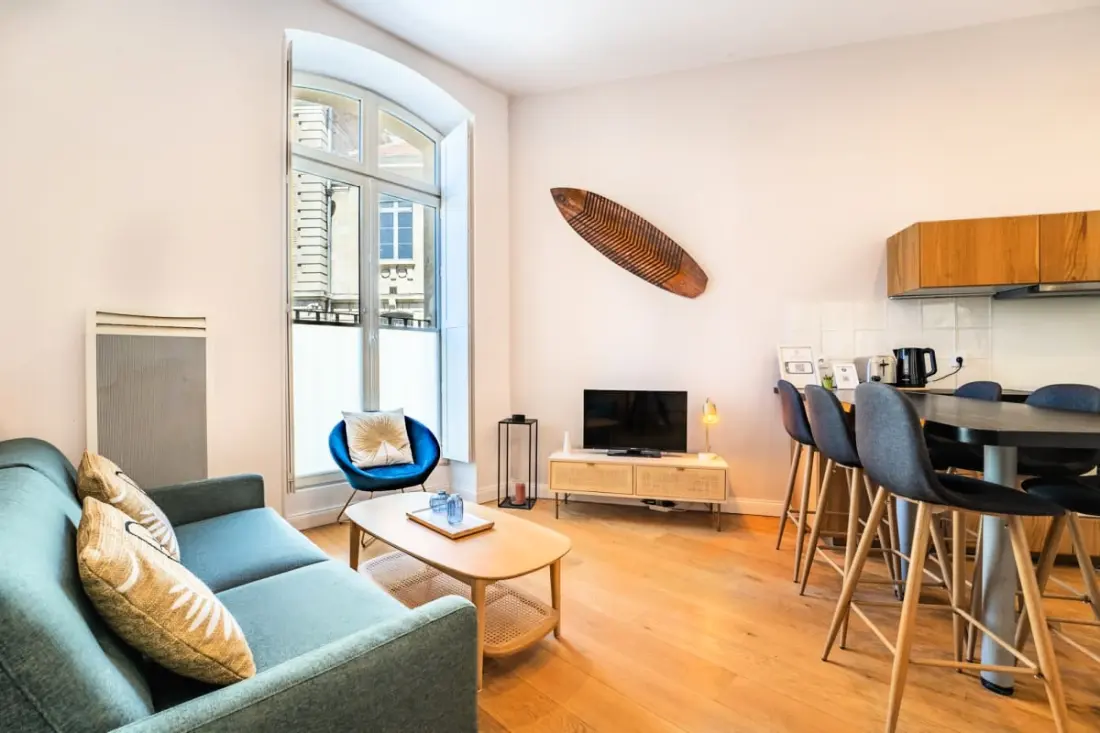 Appartement Exceptionnelle Et Moderne Aux Portes Du Jardin Public Pour 6