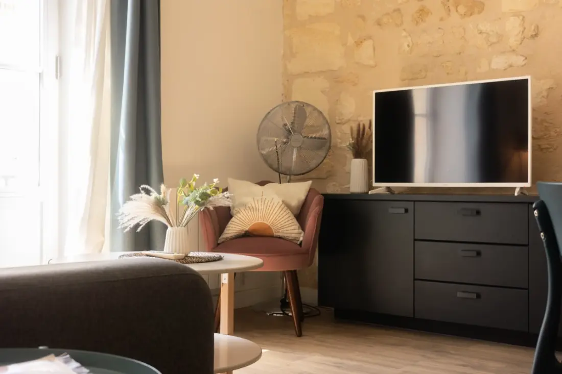 Appartement Lumineux à La Pierre Bordelaise, Plein Centre Pour 4 Personnes
