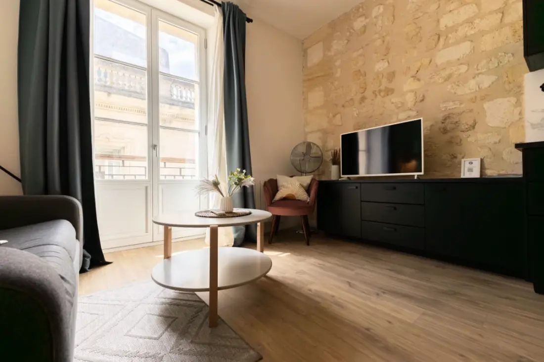 Appartement Lumineux à La Pierre Bordelaise, Plein Centre Pour 4 Personnes