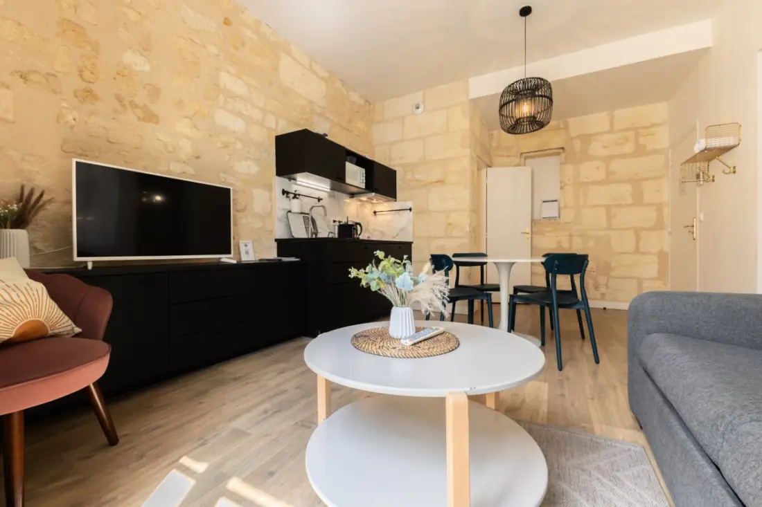 Appartement Lumineux à La Pierre Bordelaise, Plein Centre Pour 4 Personnes