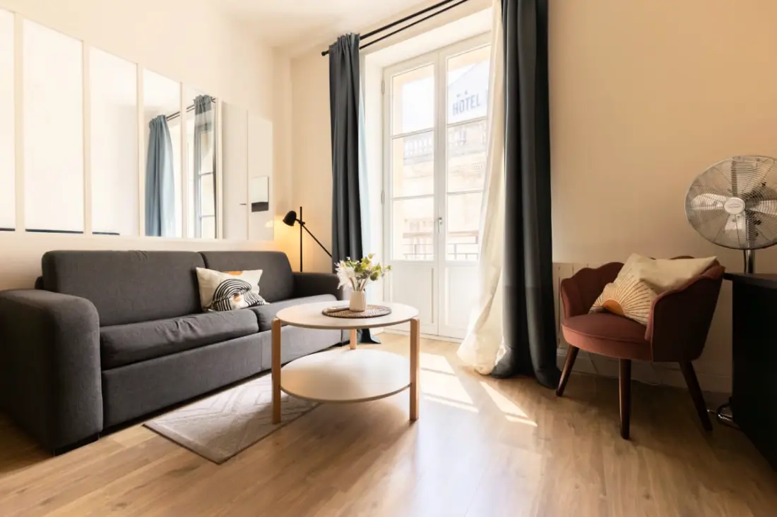Appartement Lumineux à La Pierre Bordelaise, Plein Centre Pour 4 Personnes