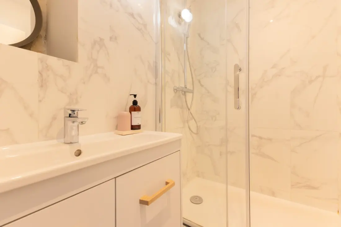 Appartement Lumineux à La Pierre Bordelaise, Plein Centre Pour 4 Personnes