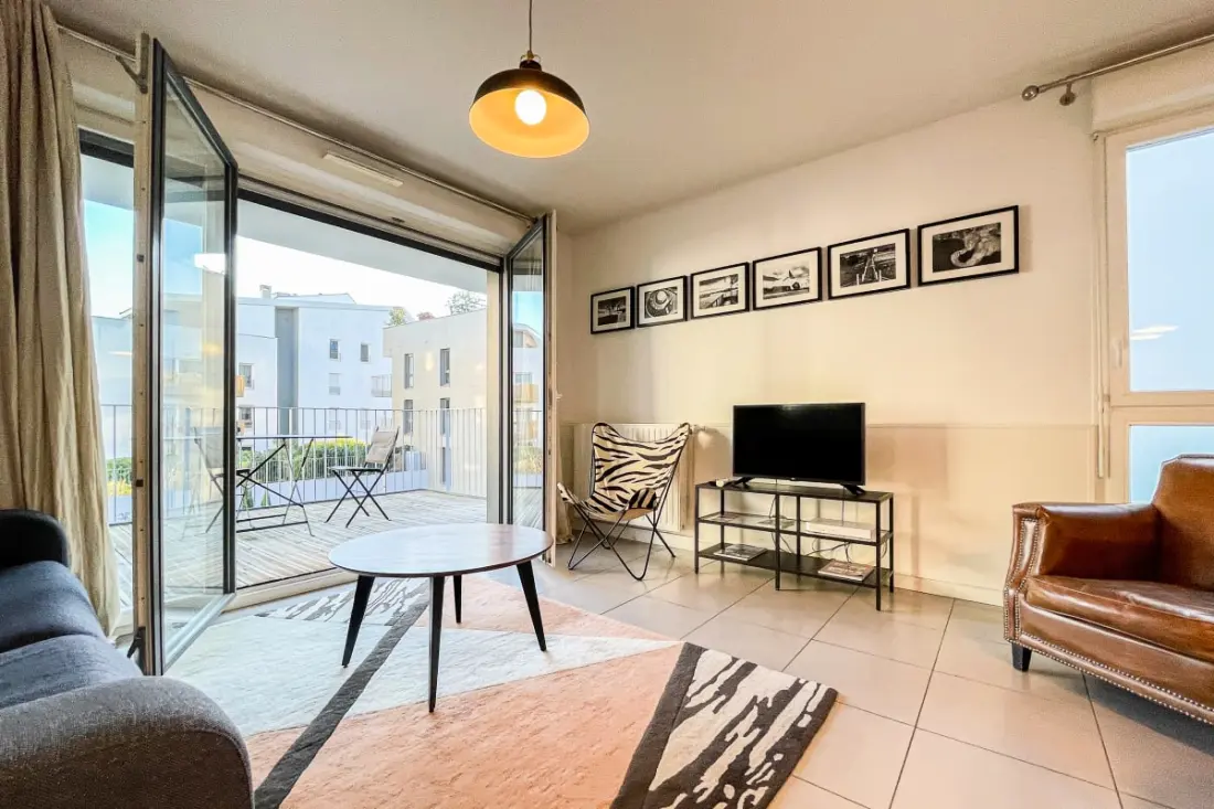 Appartement Rayonnant Et Moderne Très Bien Situé, Proche De La Cité Du Vin