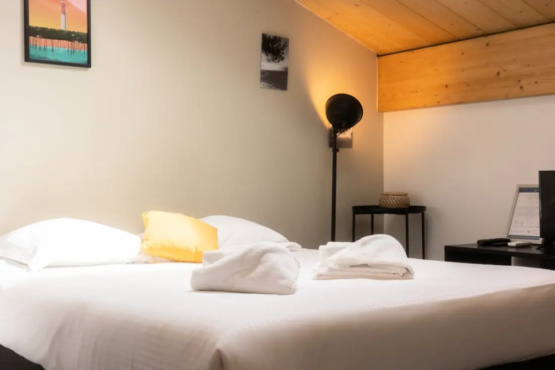 Appartement Rénové Avec Belle Pierre Pour 2 Personnes