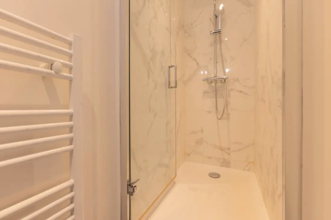 Bel Appartement Parfaitement Rénové Pour 2, Face à La Gare Saint-jean