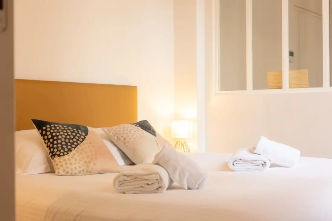 Bel Appartement Parfaitement Rénové Pour 2, Face à La Gare Saint-jean
