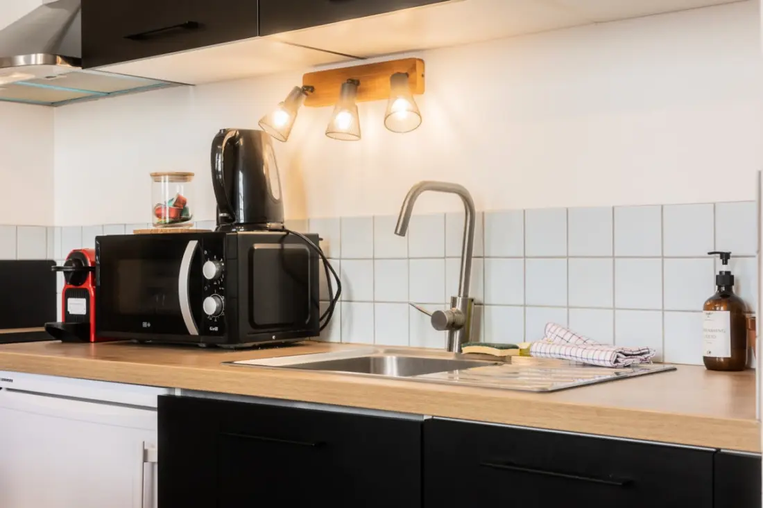 Charmant Et Rayonnant Appartement De 55 M² Situé Dans Le Coeur De Bordeaux