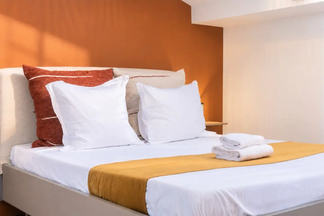 Charmant Et Rayonnant Appartement De 55 M² Situé Dans Le Coeur De Bordeaux