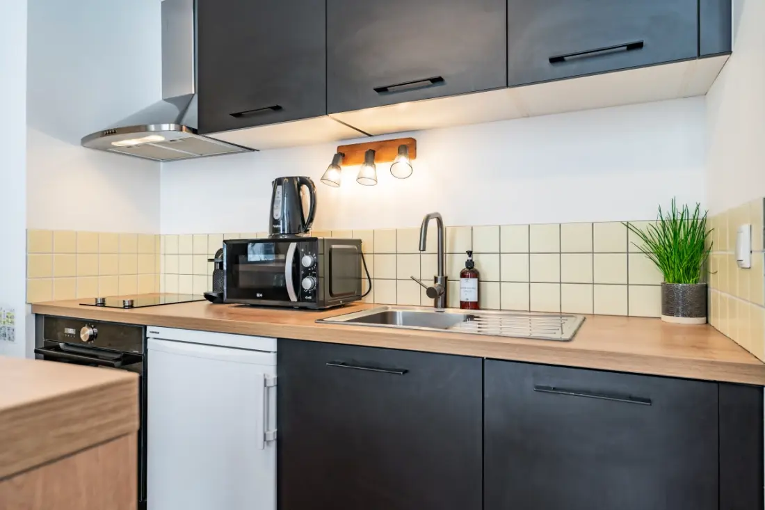 Charmant Et Rayonnant Appartement De 55 M² Situé Dans Le Coeur De Bordeaux