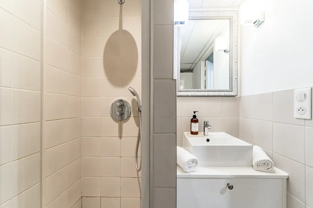 Duplex Agréable Au Cœur De Bordeaux Avec Climatisation Pour 4 Personnes