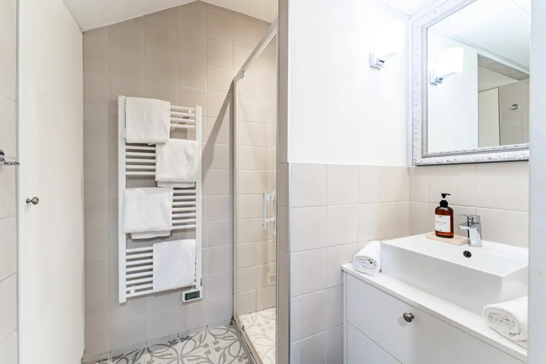 Duplex Agréable Au Cœur De Bordeaux Avec Climatisation Pour 4 Personnes