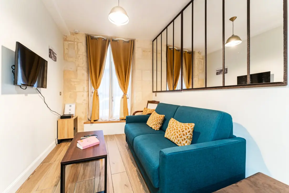 Duplex Agréable Au Cœur De Bordeaux Avec Climatisation Pour 4 Personnes