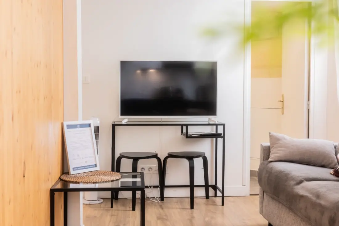 Duplex Confortable Dans La Belle Pierre Placé Au Porte De La Gare St-jean
