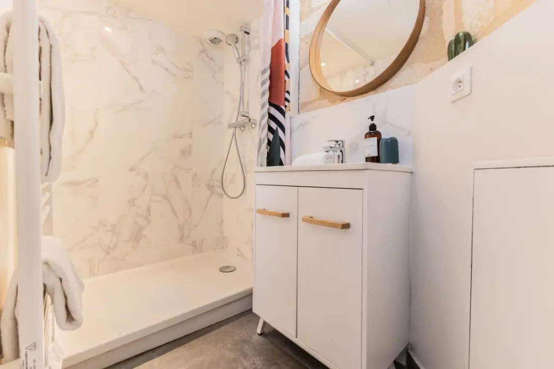 Duplex Confortable Dans La Belle Pierre Placé Au Porte De La Gare St-jean